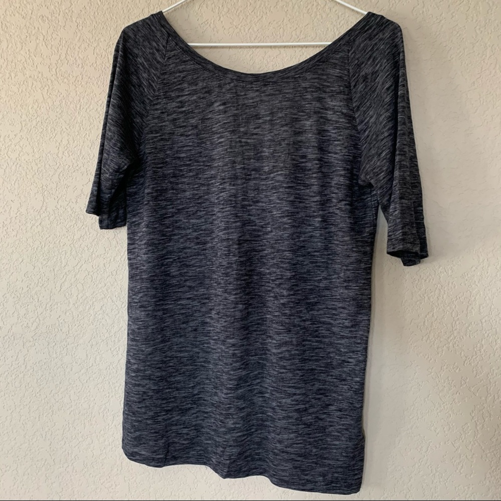 Women’s Gap Shirt